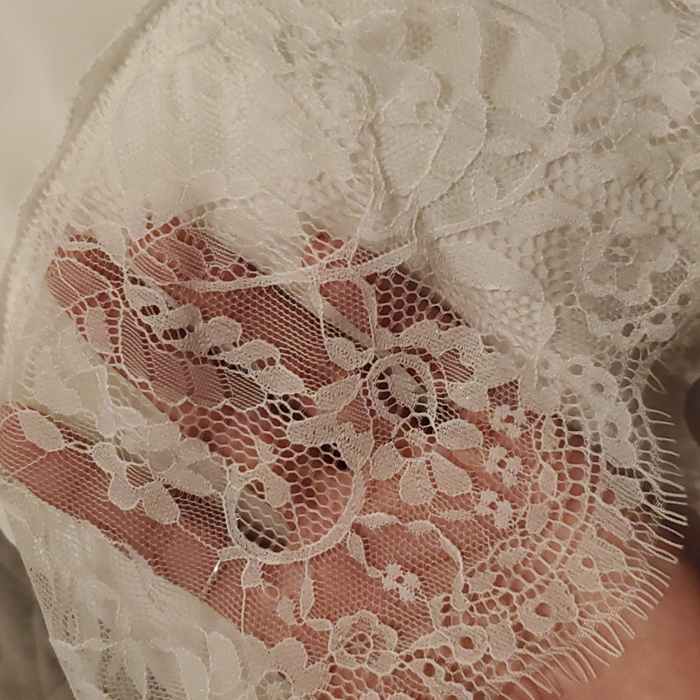 EUC like new white CK blouse - Picture 6 of 7